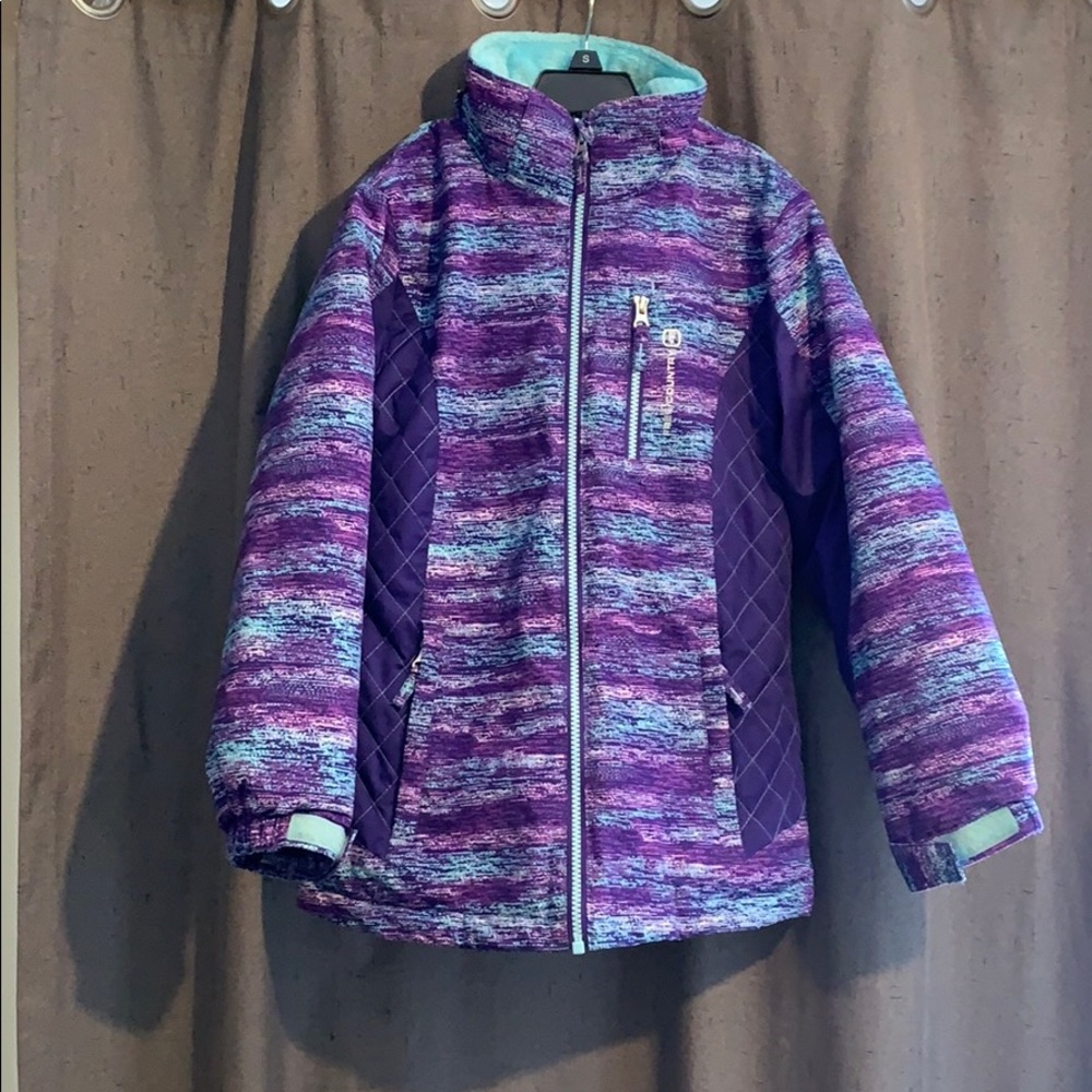 Ski or snowboarding coat